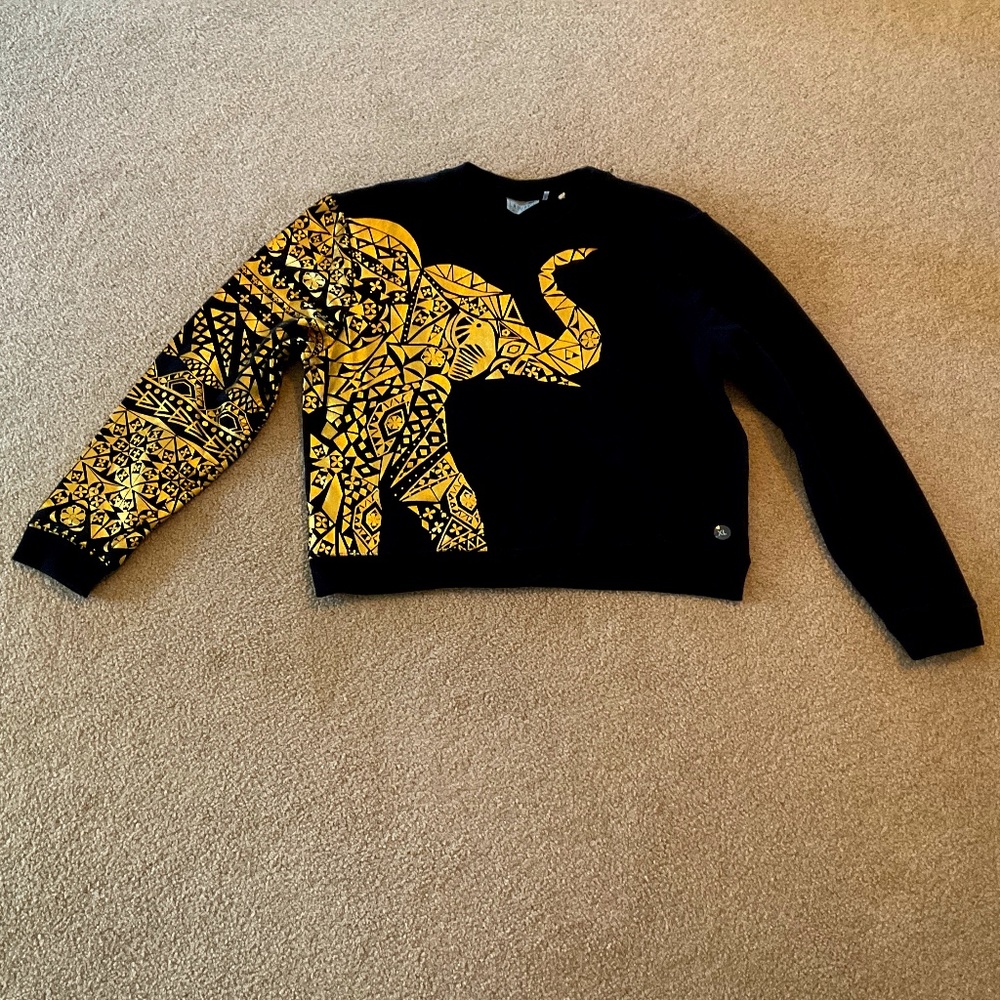 size XL, bust up to 44” inches, elephant sweater, new condition